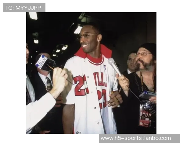 科比首次亲穿的24号球衣将拍卖2006年曾以一万美元成交 科比首次亲穿的24号球衣将拍卖2006年曾以一万美元成交